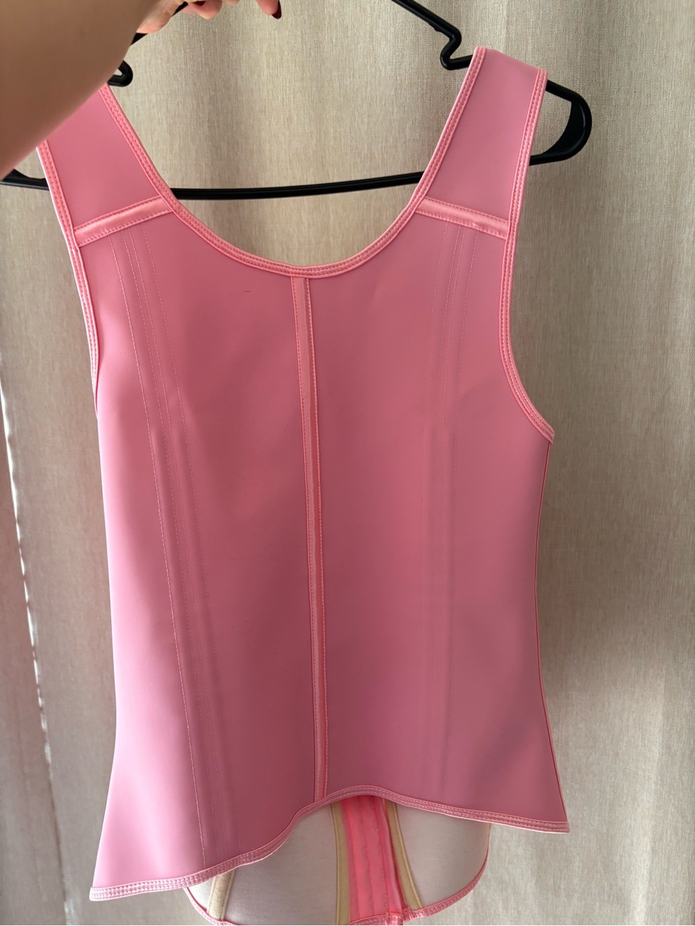 Pink Front-Zip Shapewear Tank - Picture 4 of 4
